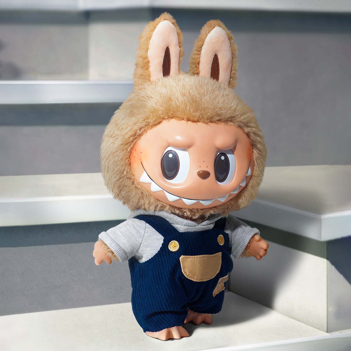 LABUBU TIME TO CHILL PLUSH TOY ラブブ　ぬいぐるみ Designer: POP MART Release Date: October 31, 2022 Material